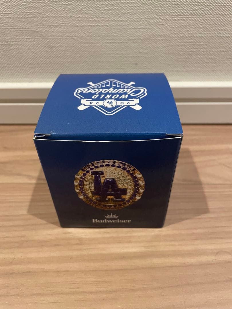 ドジャース　フリーマン選手のレプリカリング