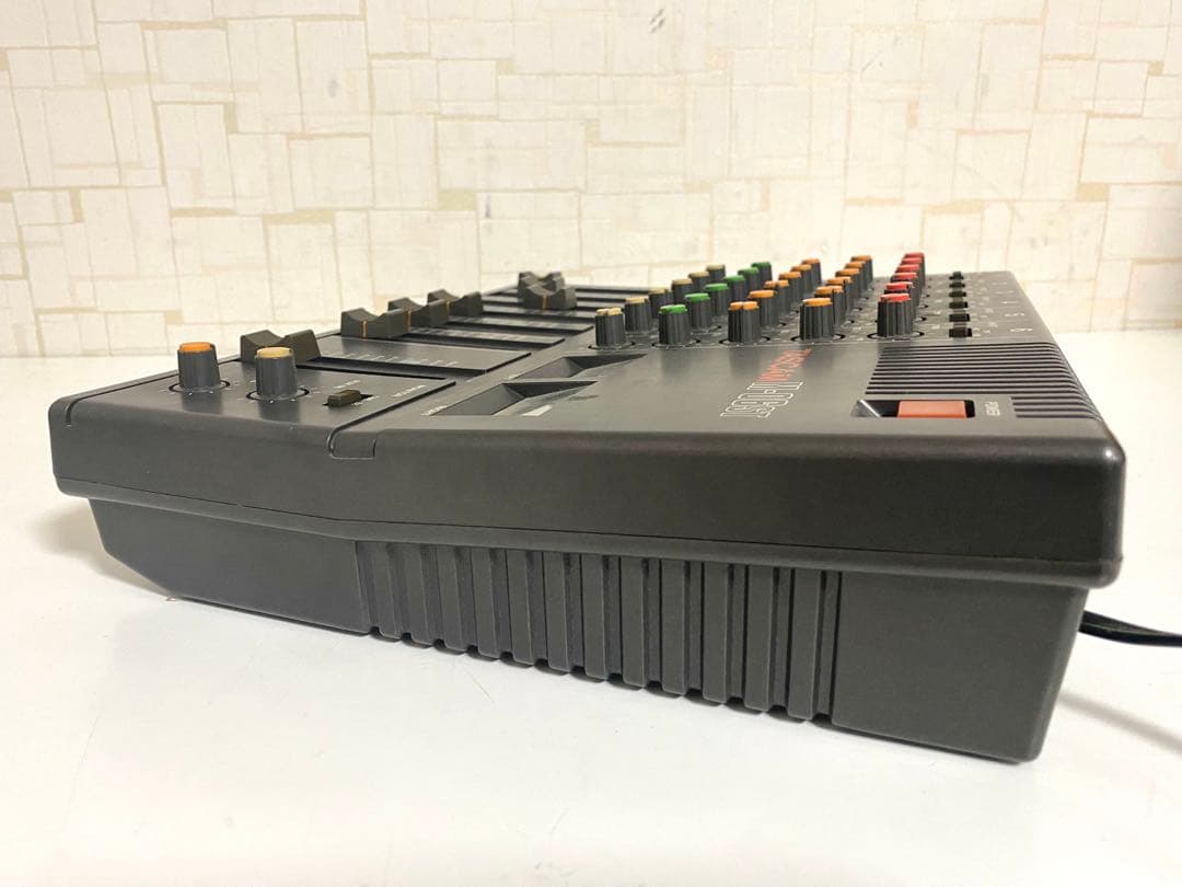 TEAC TASCAM M-06ST アナログミキサー