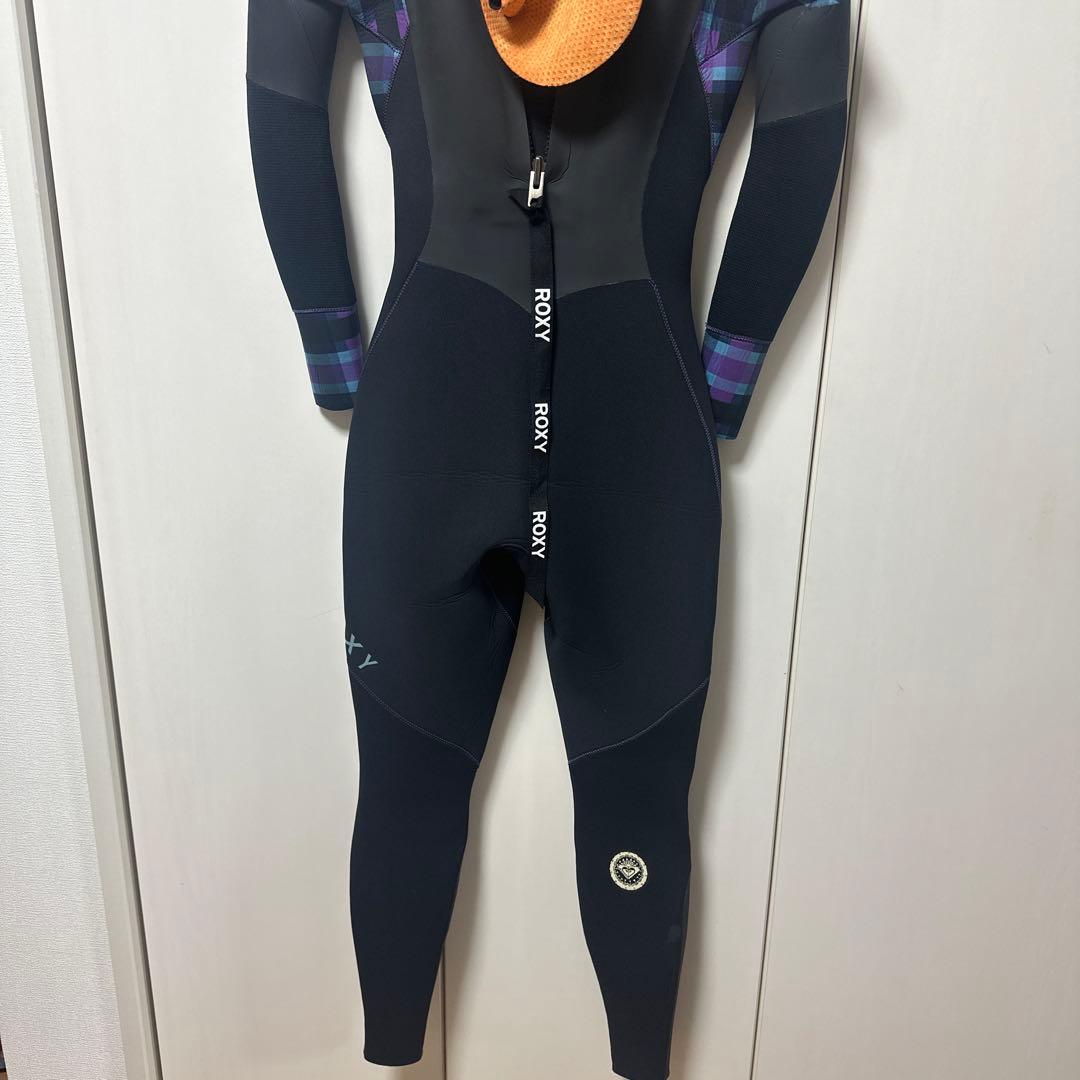 ❤️ROXY❤️５㎜フルスーツ❤️ブラック/パープル