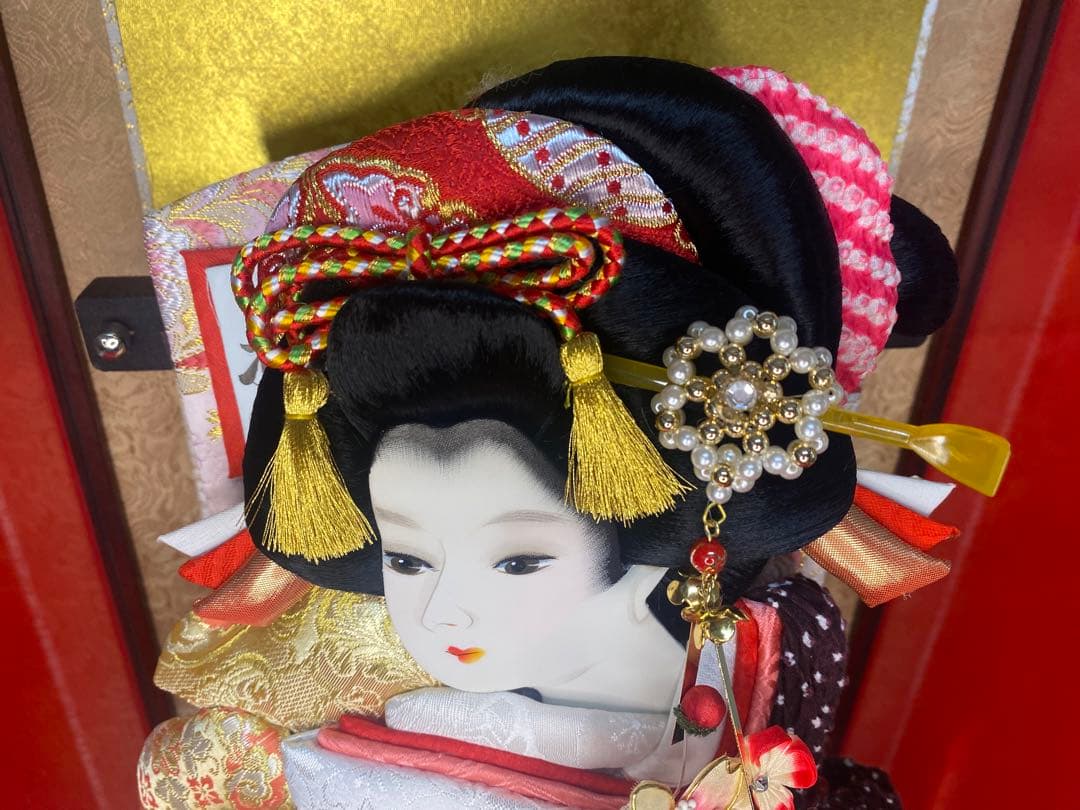 羽子板　立体振袖　ガラスケース１５号・サイズ間口約３１×奥行約２５×高さ約６２㎝