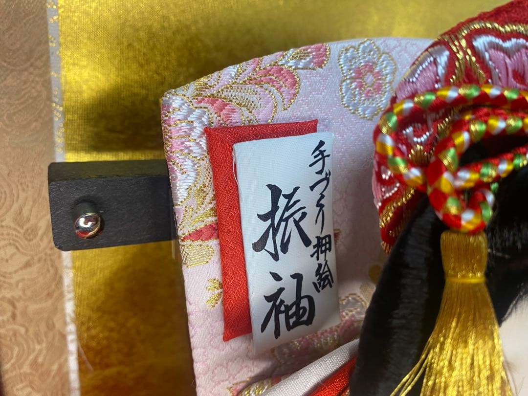 羽子板　立体振袖　ガラスケース１５号・サイズ間口約３１×奥行約２５×高さ約６２㎝