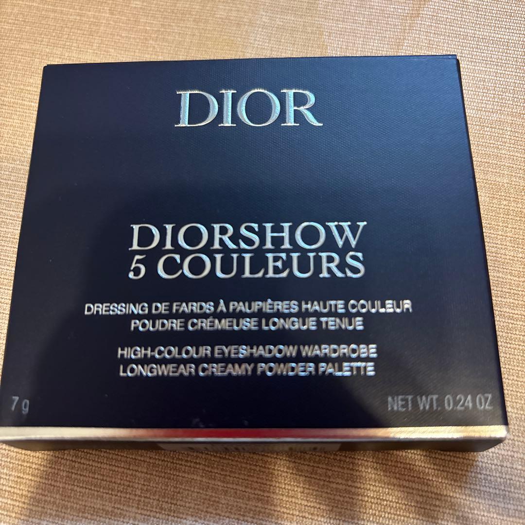 2025 ホリデー　Dior 912 プラムパレード アイシャドウ