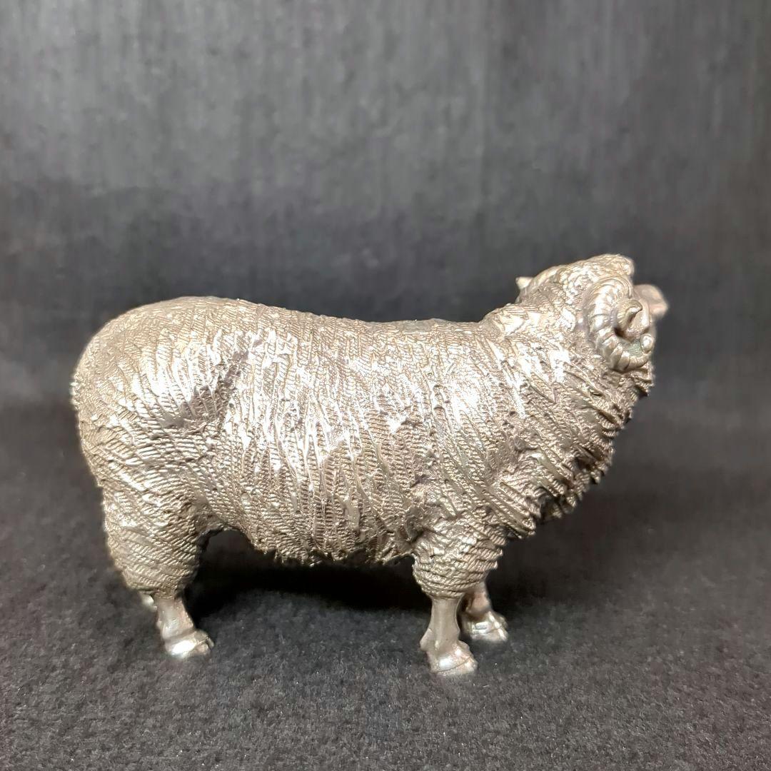 蝋型師 　大森孝志作　 銀製「薫風」羊　ひつじ１個　重量約４５０グラム