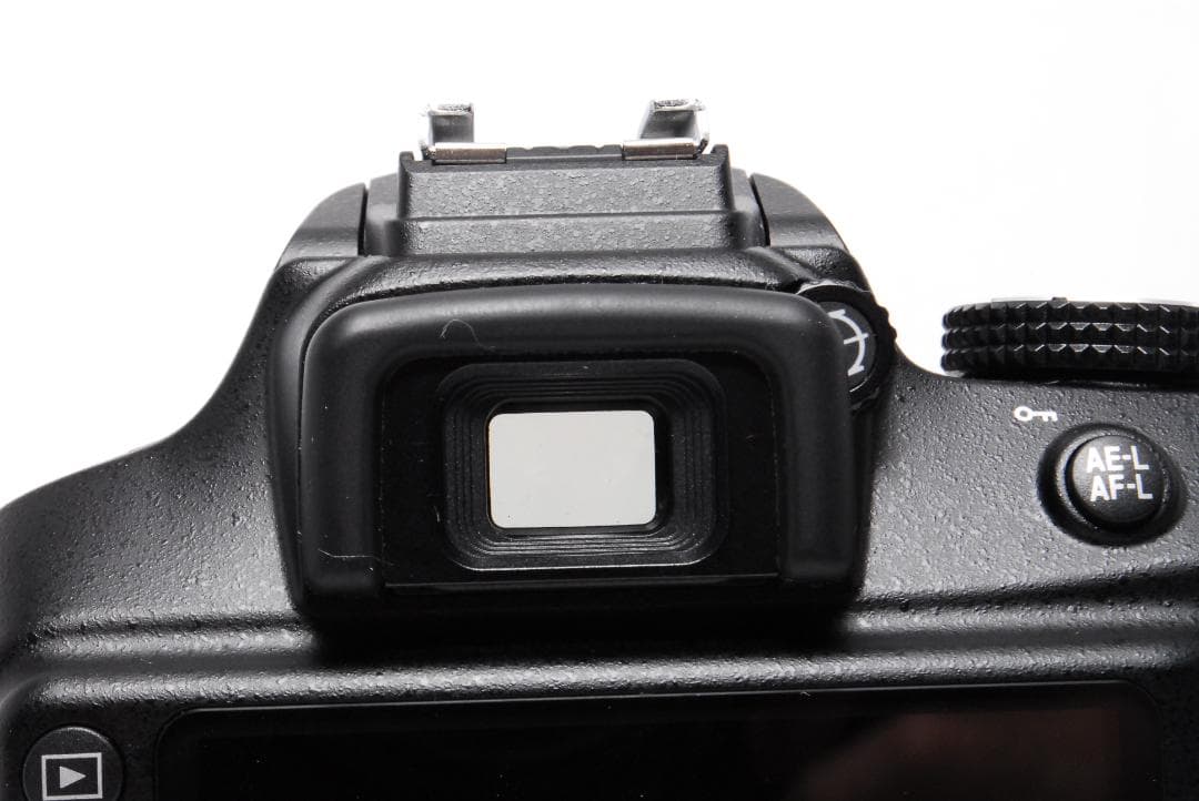 ぽぽーん ✨ほぼ新品 ✨Nikon D3400 ダブルレンズセット