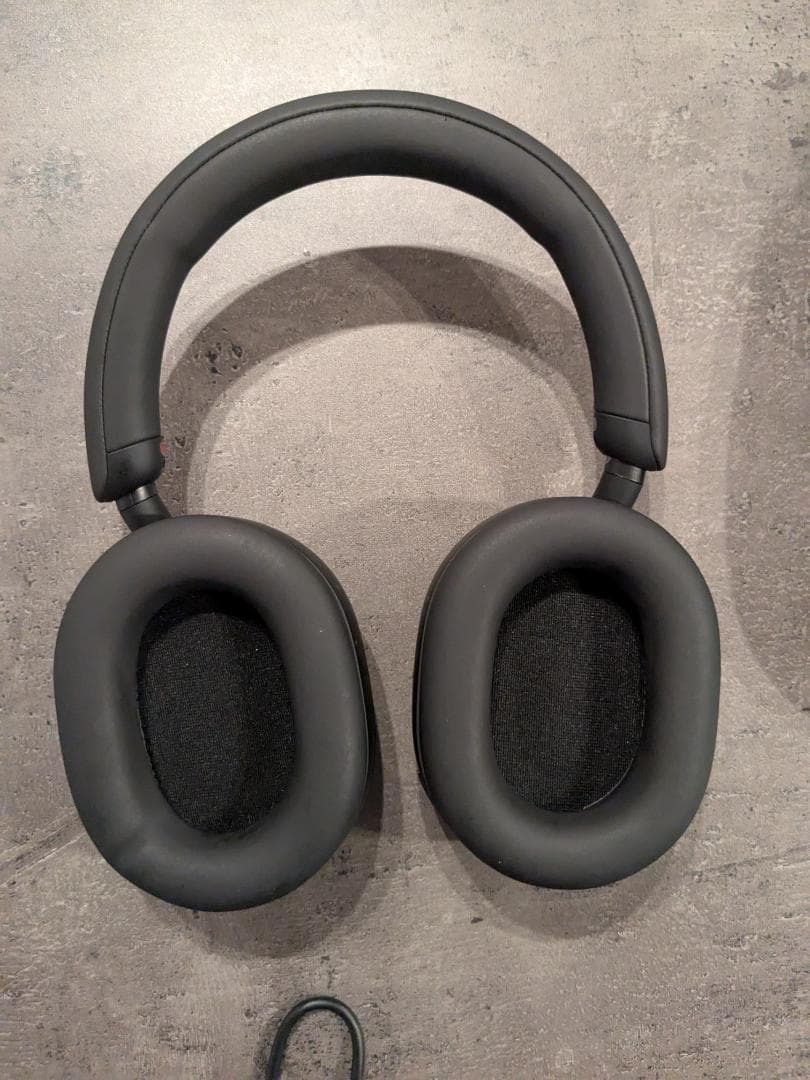 ワイヤレスヘッドホン ブラック