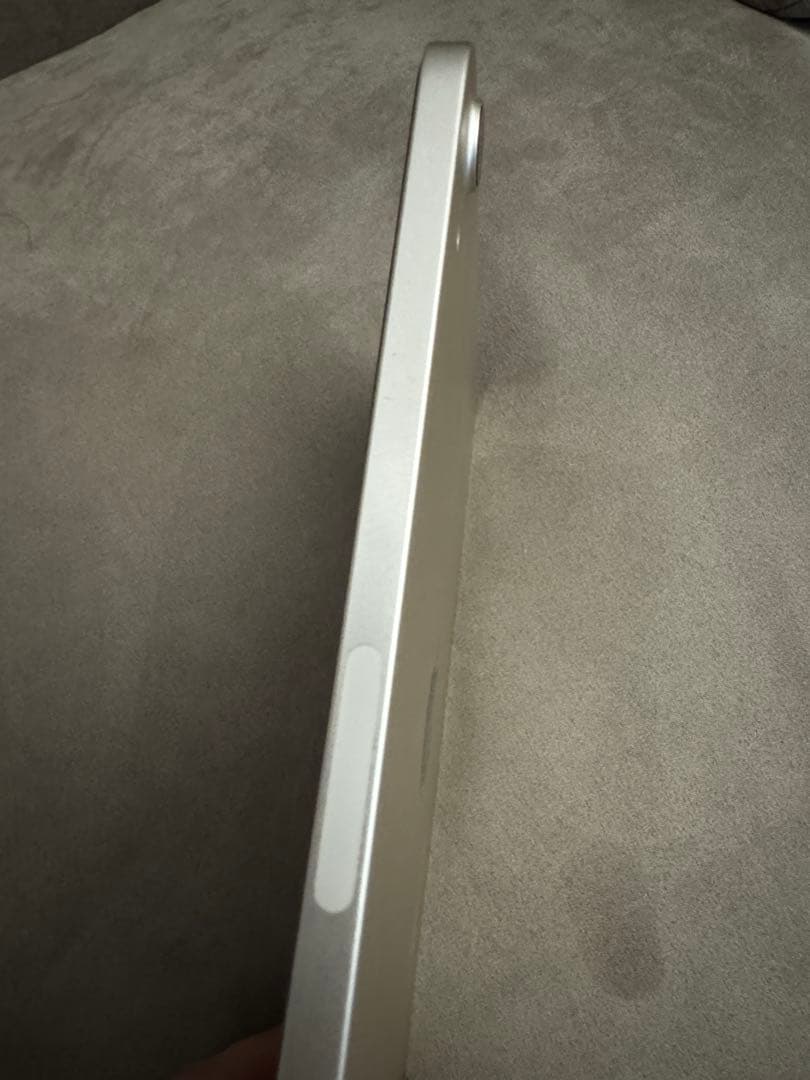 【美品】iPad mini Wi-Fiモデル 64GB スターライト（第6世代）