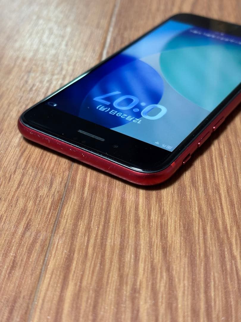 iPhone SE2 au版　SIMロック未解除 利用制限○ バッテリー81%