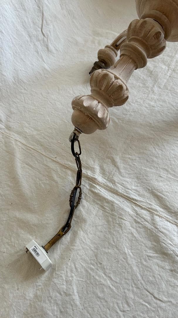 フランスアンティーク　木製シャンデリア　４灯　シャビー　店舗什器