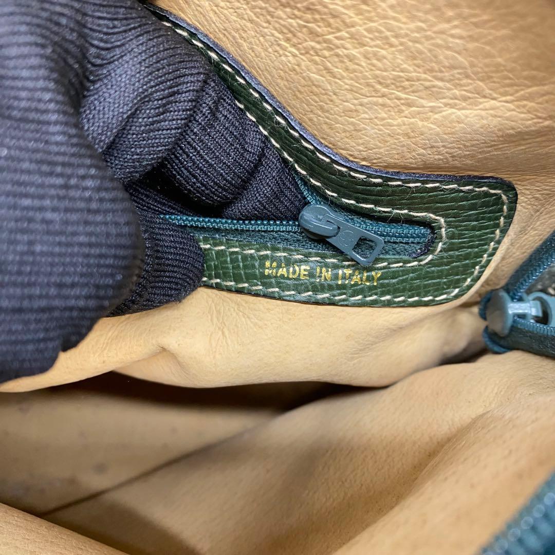 ロエベ グリーンショルダーバッグ 型押しレザー ビンテージ