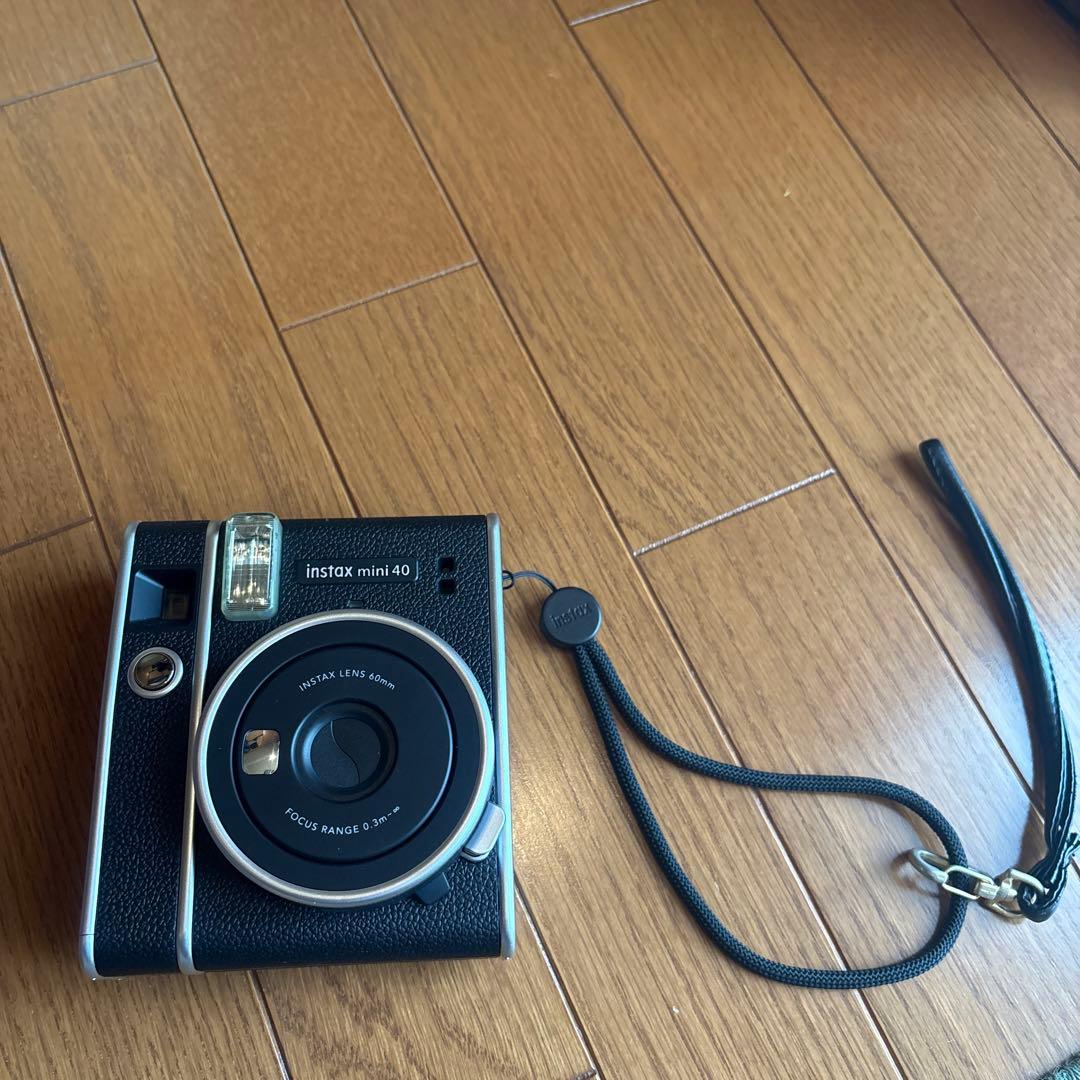 FUJIFILM instaxmini40 インスタントカメラ(本体のみ)