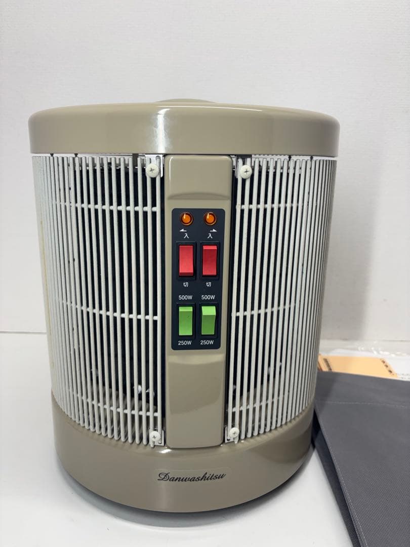 暖話室 円筒型 遠赤外線輻射式パネルヒーター 2021年 DAN1000-R16