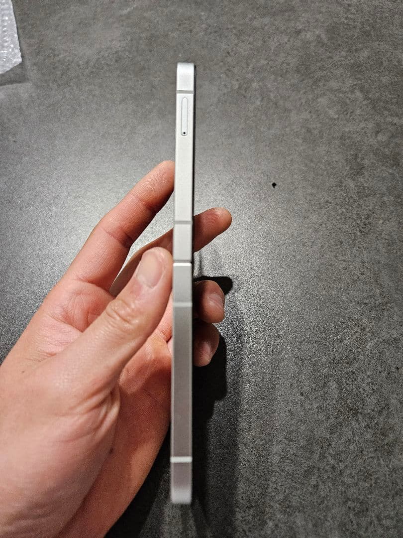 ゲリラ割　Galaxy　FLiP6　SIMフリー　残債なし　国内版　256ギガ