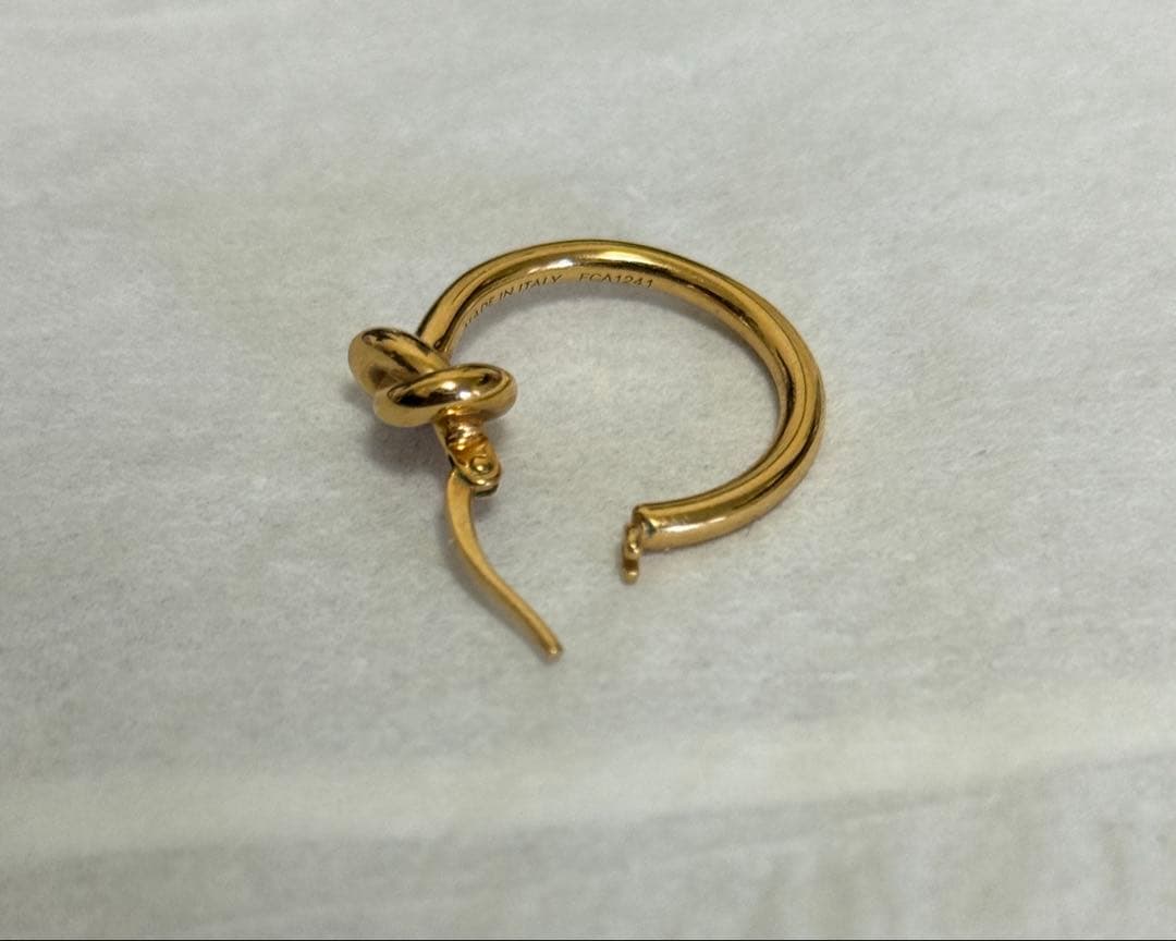 CELINE ノット スモールフープ ゴールド 片耳