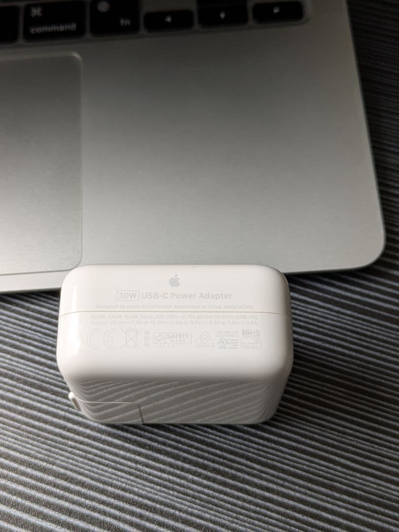 MacBook本体 M1 MacBook Air 8GB/256GB