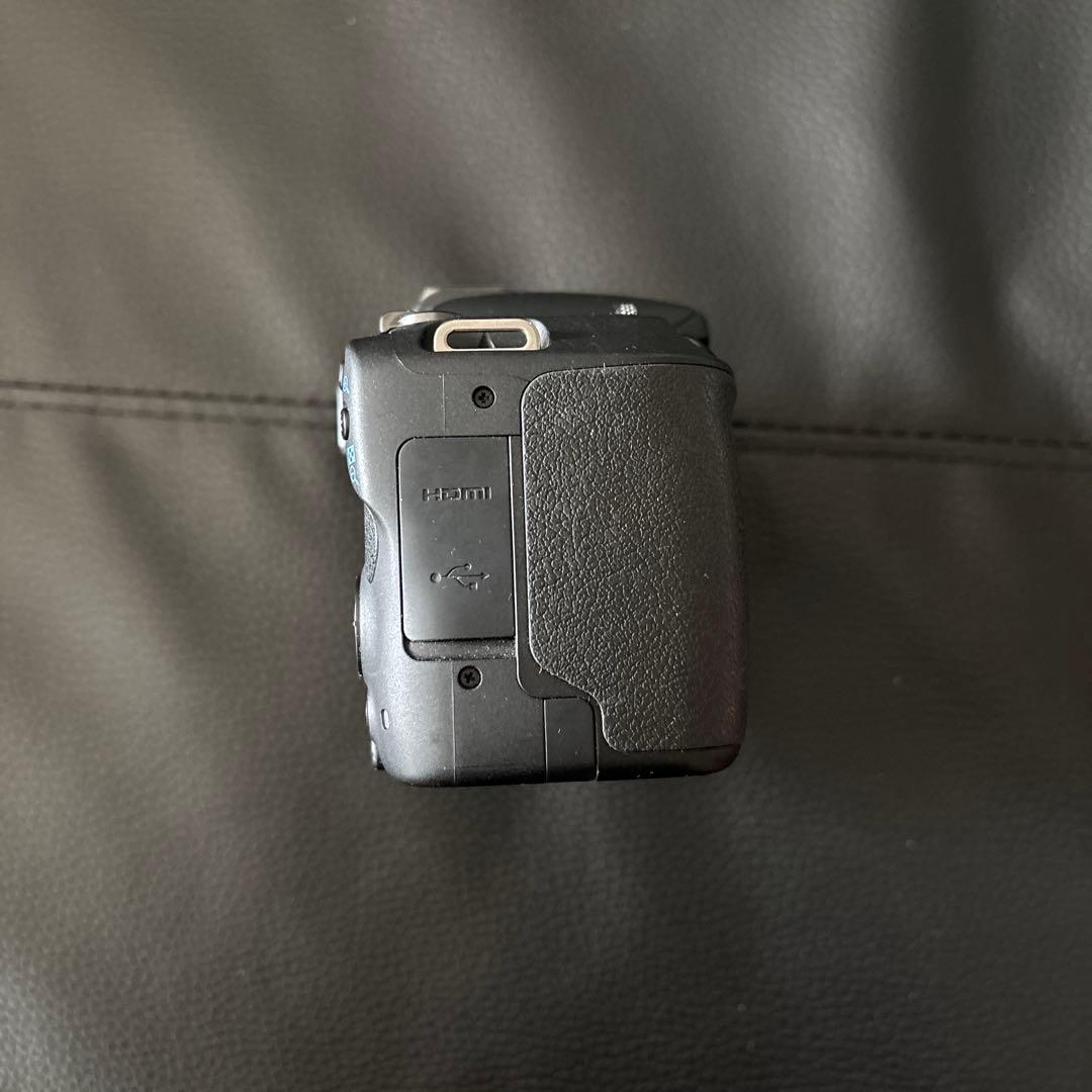 【中古】Canon EOS kissX9デジタル一眼レフカメラセット