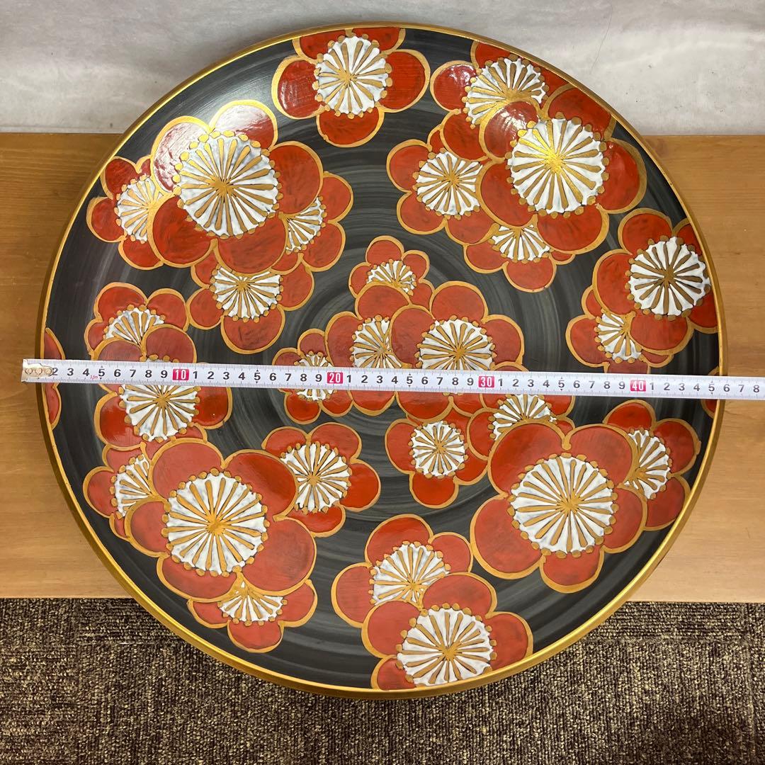 有田焼 15号飾皿 赤濃梅 泰明窯 飾り皿 直径47cm 台座付き 梅柄 手書き