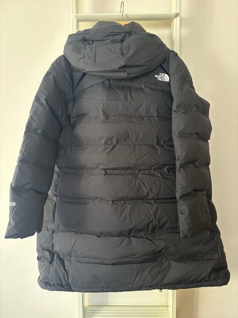 The north face ノースフェイス　マタニティダウン　ダッカー付き　L
