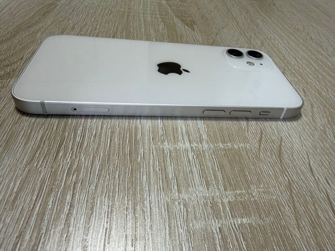 iPhone12 64gb ホワイト