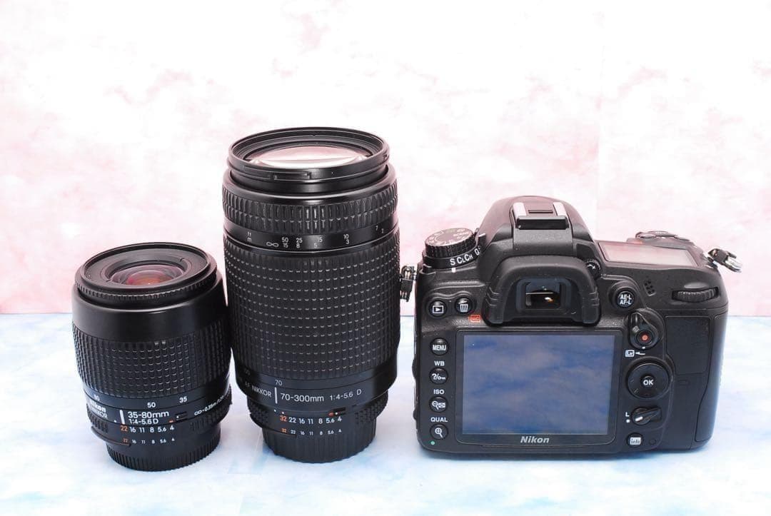 Nikon D7000☆一眼レフカメラ☆バッテリー2個☆超望遠付Wレンズ