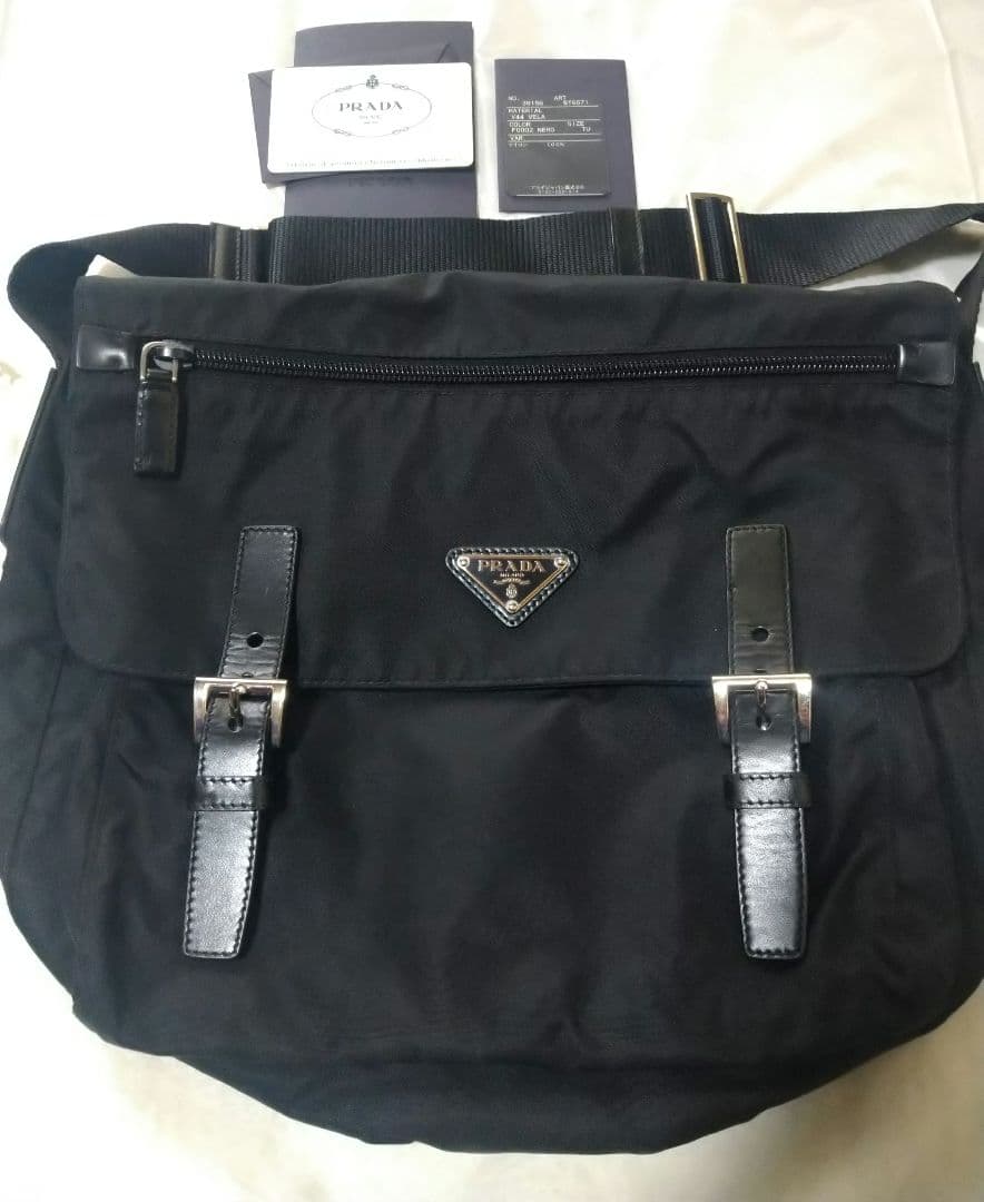 【美品】PRADA テスート ナイロンショルダーバッグ