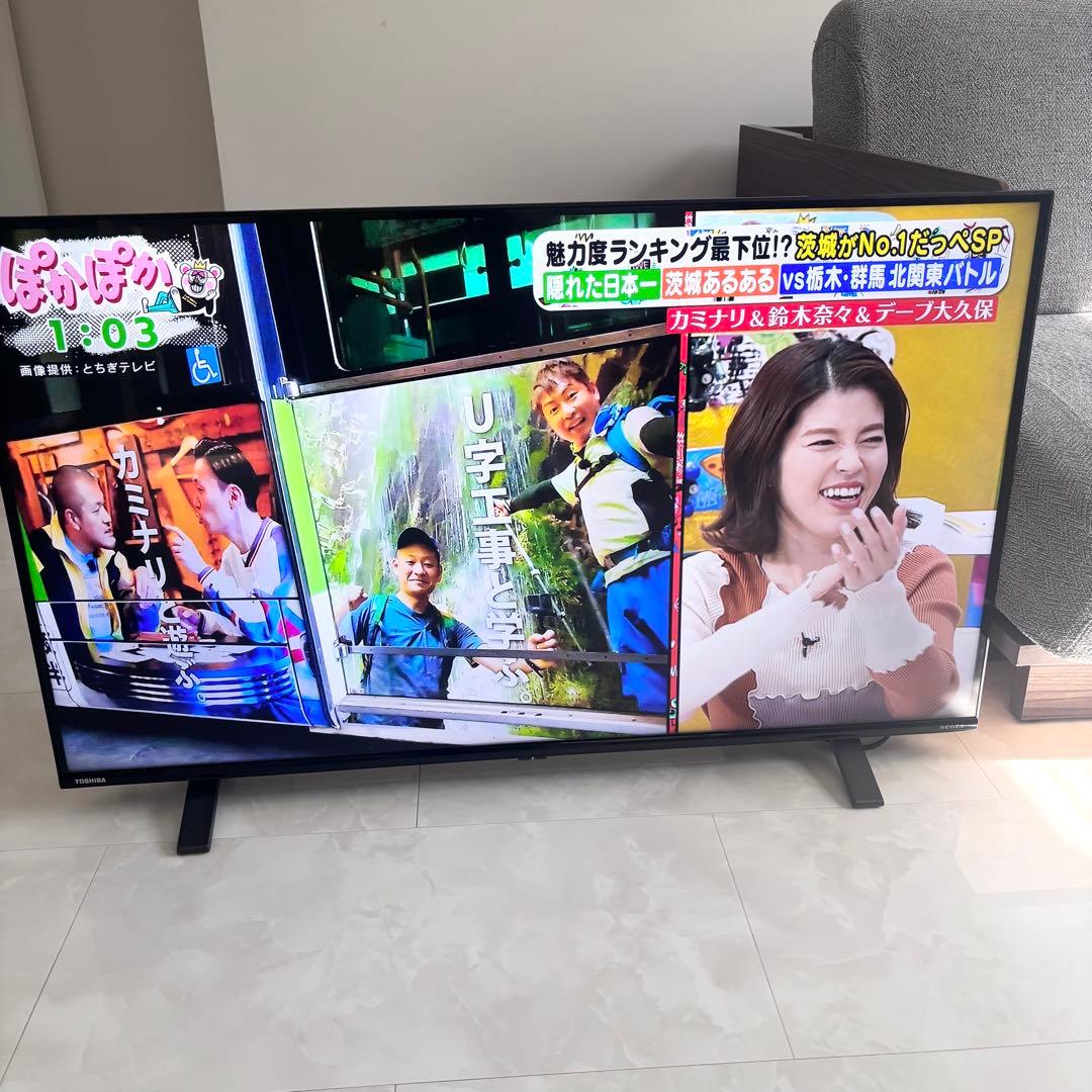 美品　テレビ　TV TOSHIBA 43型　送料無料