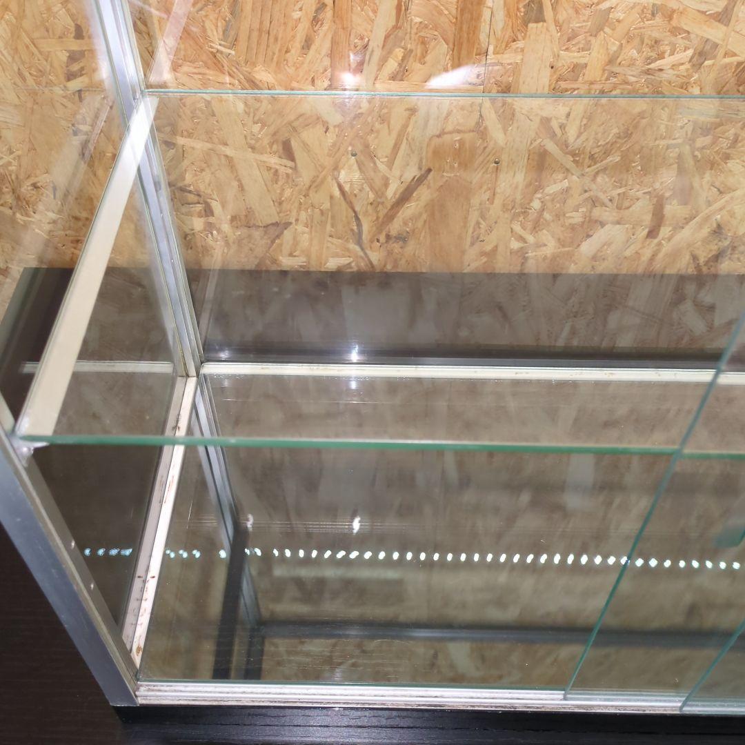 値下げ　アルミ 昭和レトロ ガラスショーケース 2段 ディスプレイ