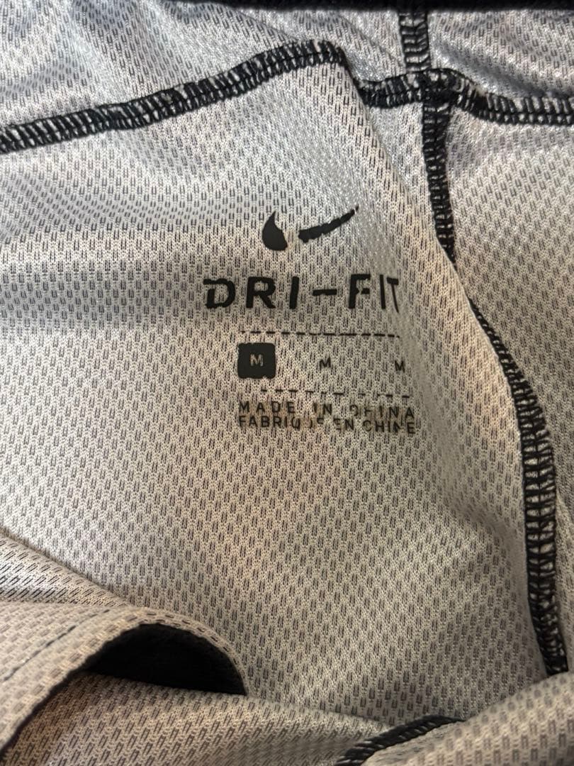 【しま　】ナイキ　テニスウェア　セットアップ