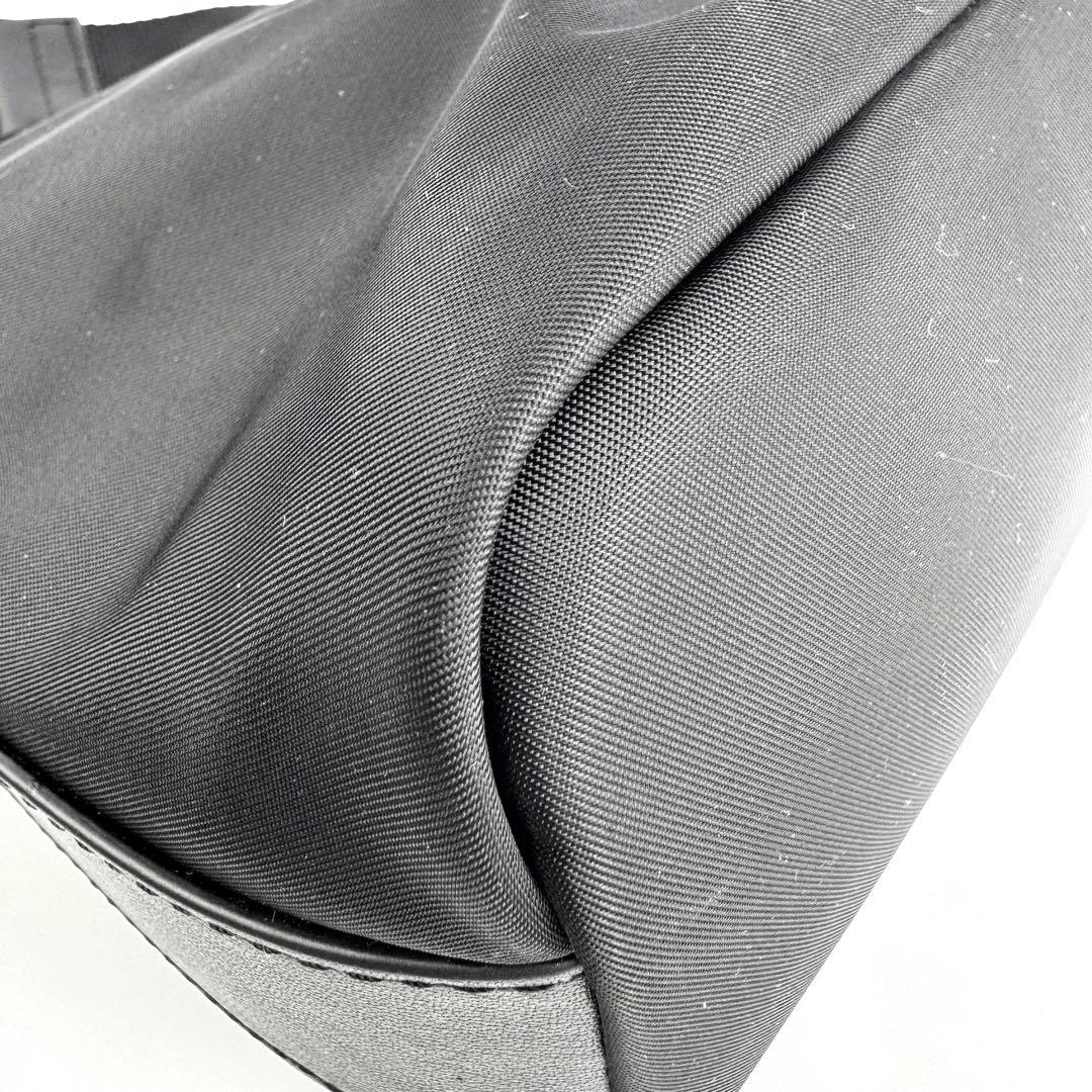 【未使用】ポールスミス　ボディバッグ　斜め掛け　ナイロン　レザー　黒