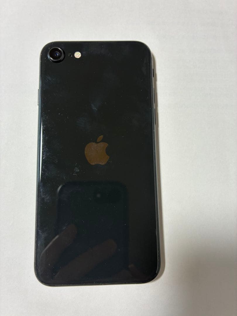 Apple iPhoneSEブラック　128GB