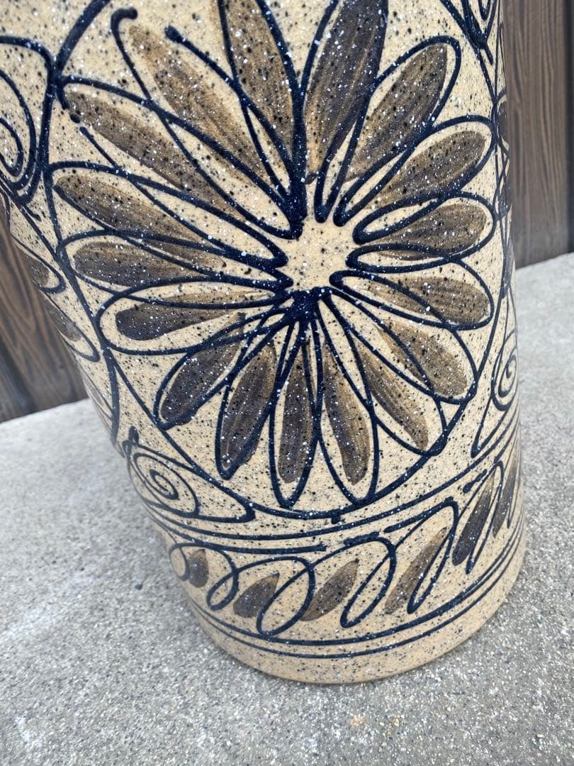 陶器製　傘立て