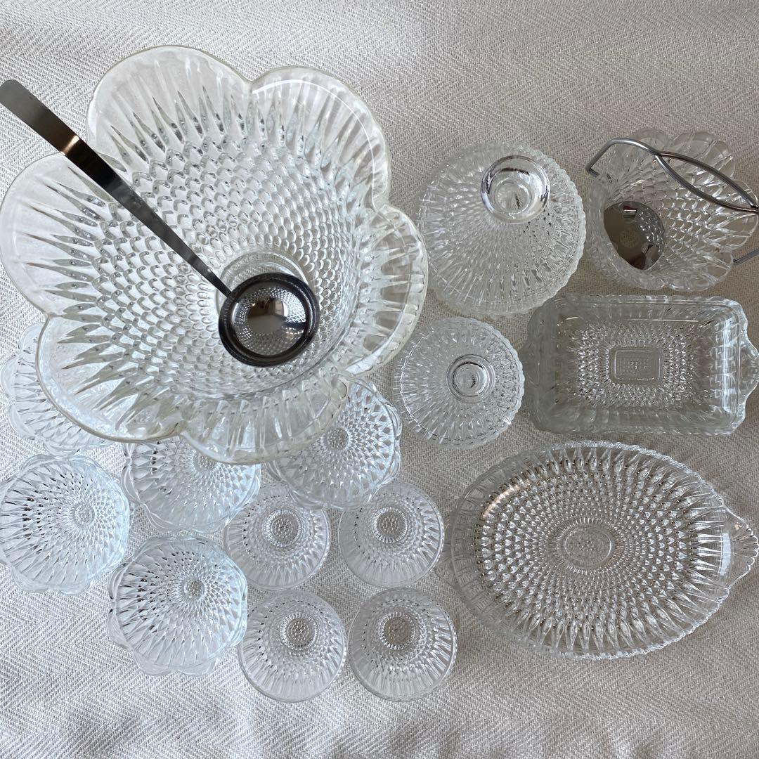 ①70年代 フルーツポンチ クリアプレスガラス 器 大型 花型 お玉付