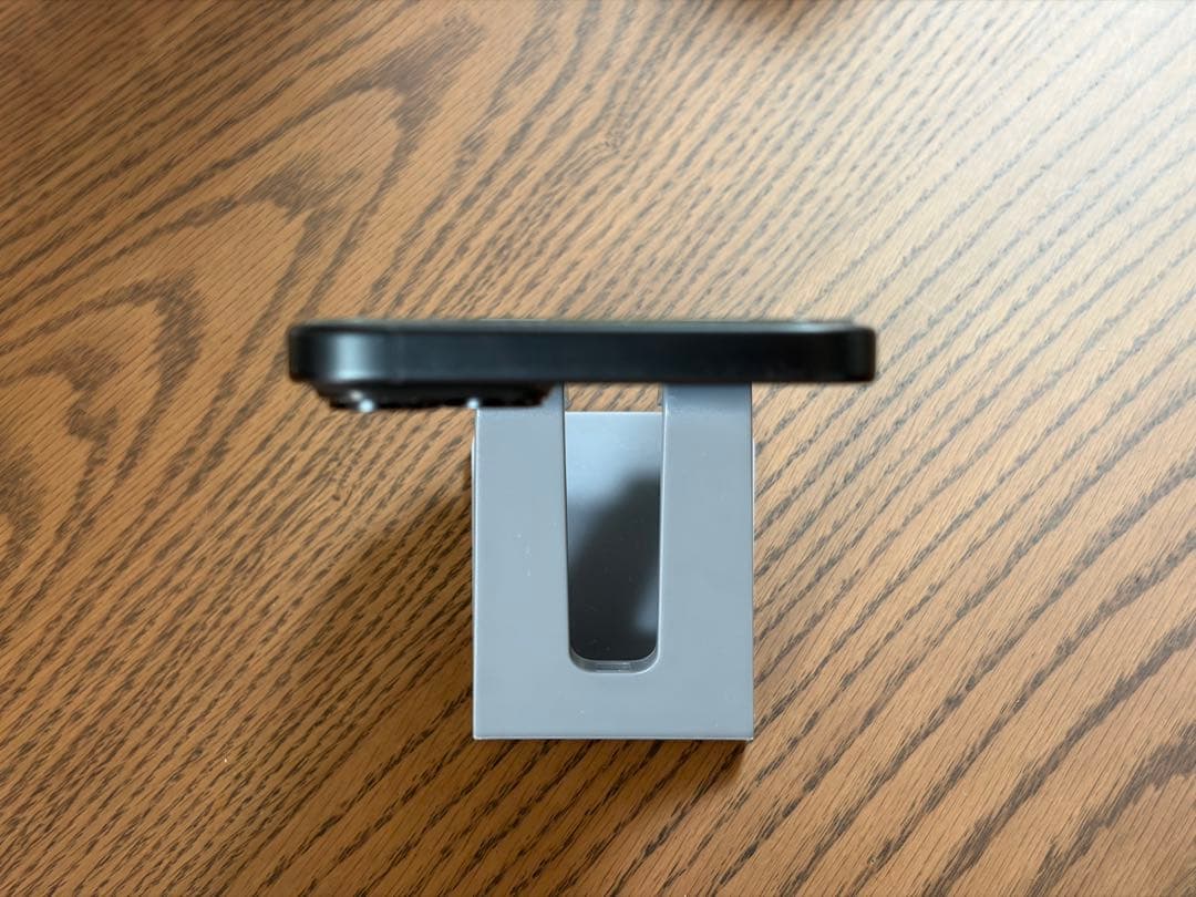 Apple iPhone 15 plusブラック 本体　充電ケーブル付き