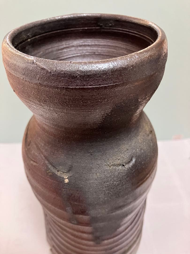 沖縄　琉球焼の名工【故】宮城勝臣作　壺　花器　やちむん　ヤチムン　（壺屋焼　希少