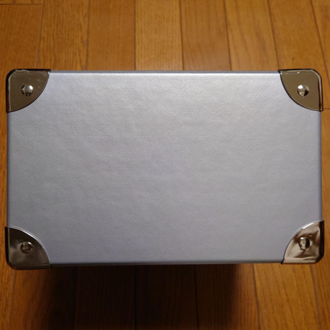 シュウウエムラ カールラガーフェルド コラボ メイクボックス