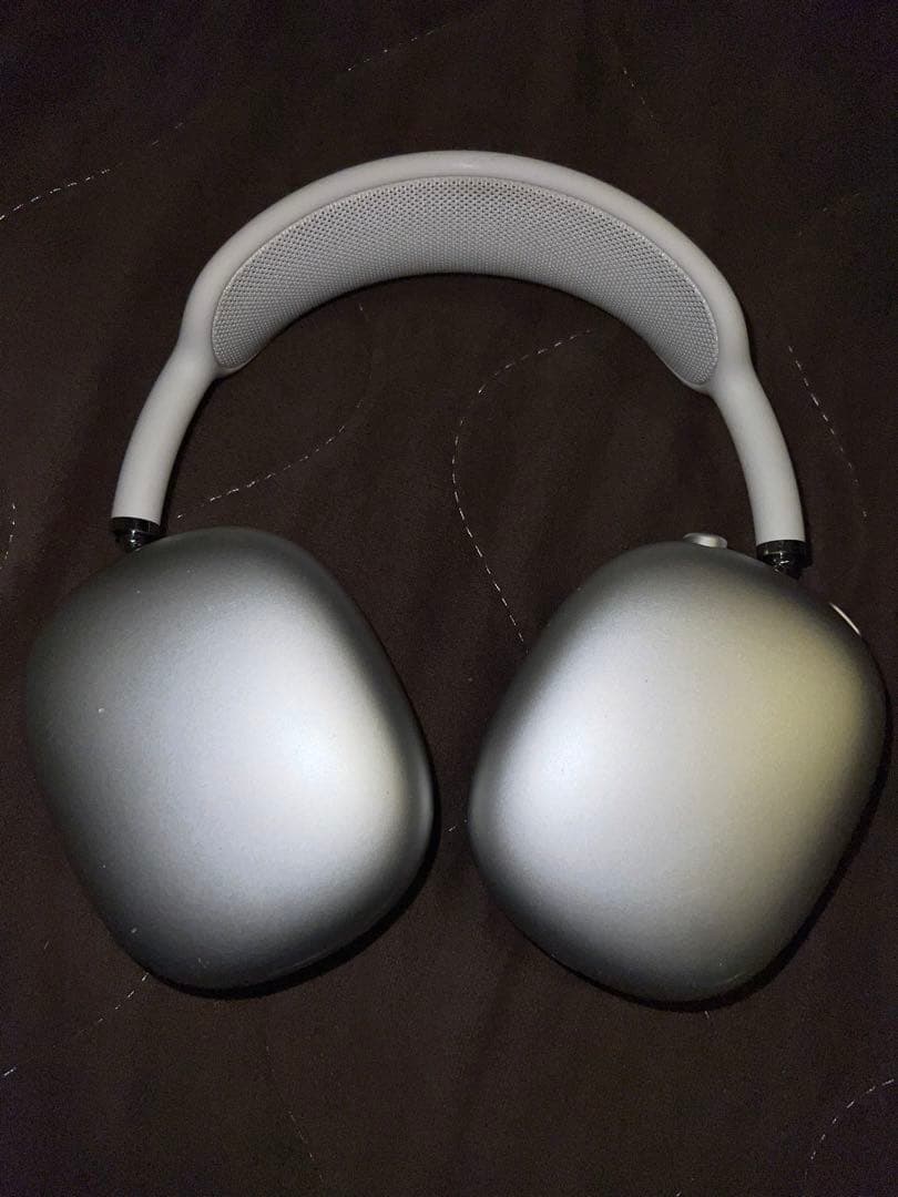 【中古】Airpods Max White （ケース付き）