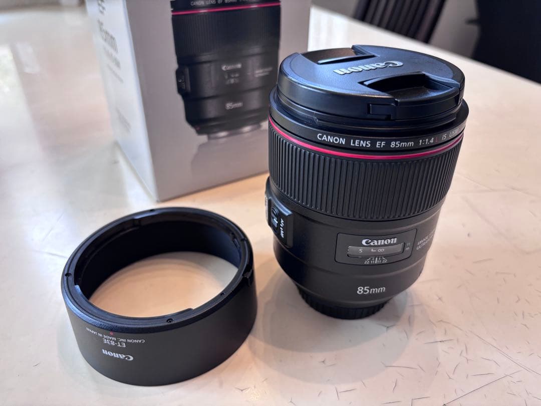 Canon EF 85mm f/1.4L IS USM レンズ