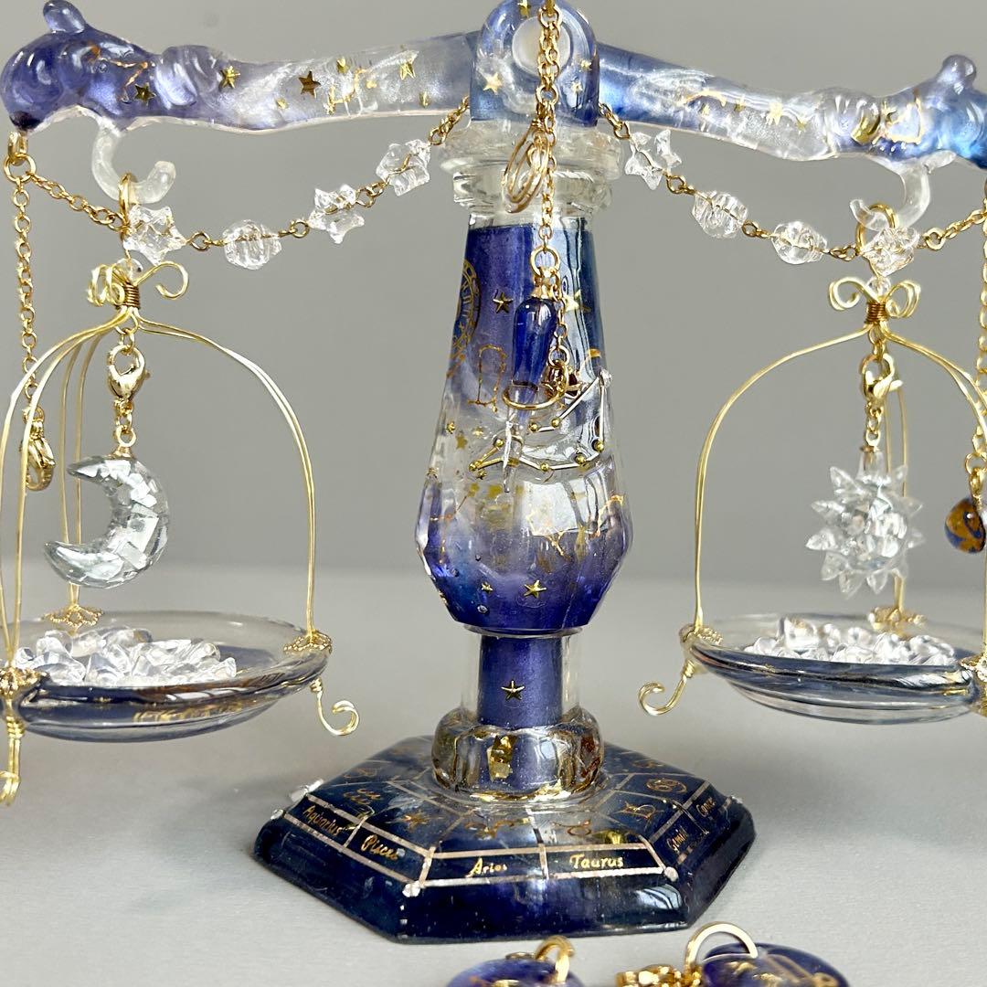 山羊座さんのための星座の天秤　アクセサリー付き　持ち運びok組み立て式天秤