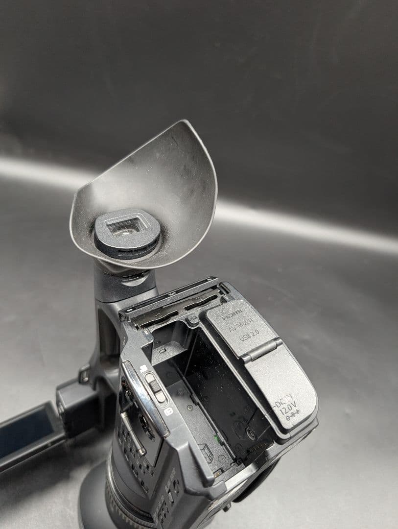 【動作良好】Panasonic AG-AC90 ビデオカメラ　ハンディ