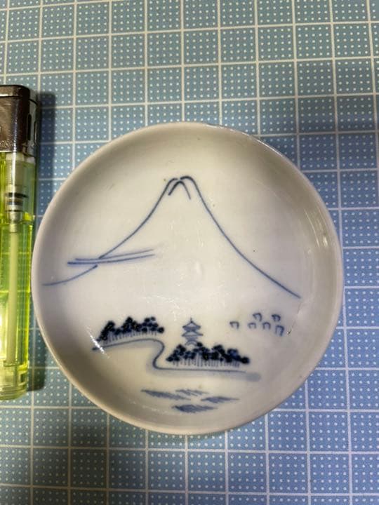 豆皿　【m75 骨董　極小　天塩皿　染付　富士山　山水　風景画　古伊万里】