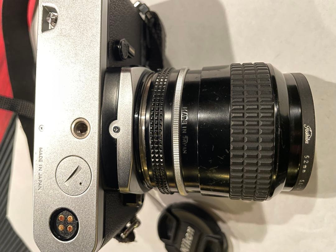 Nikon FE2（シルバー×ブラック）+ NIKKOR AI 28mm F2