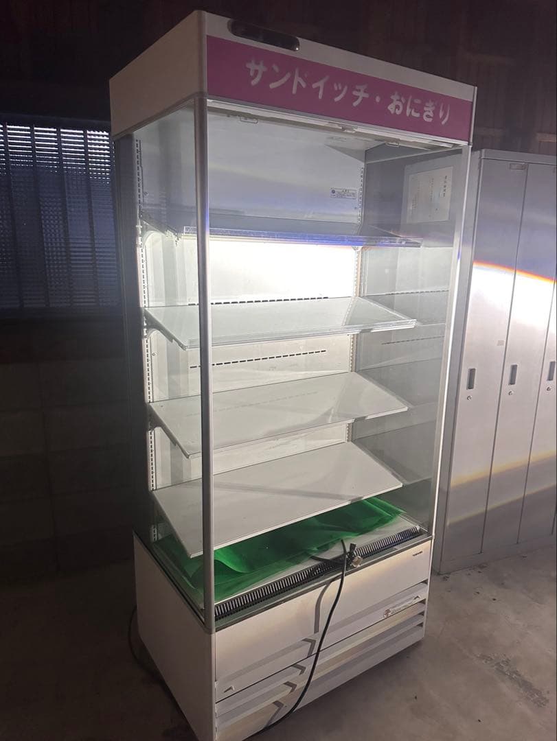 ショーケース