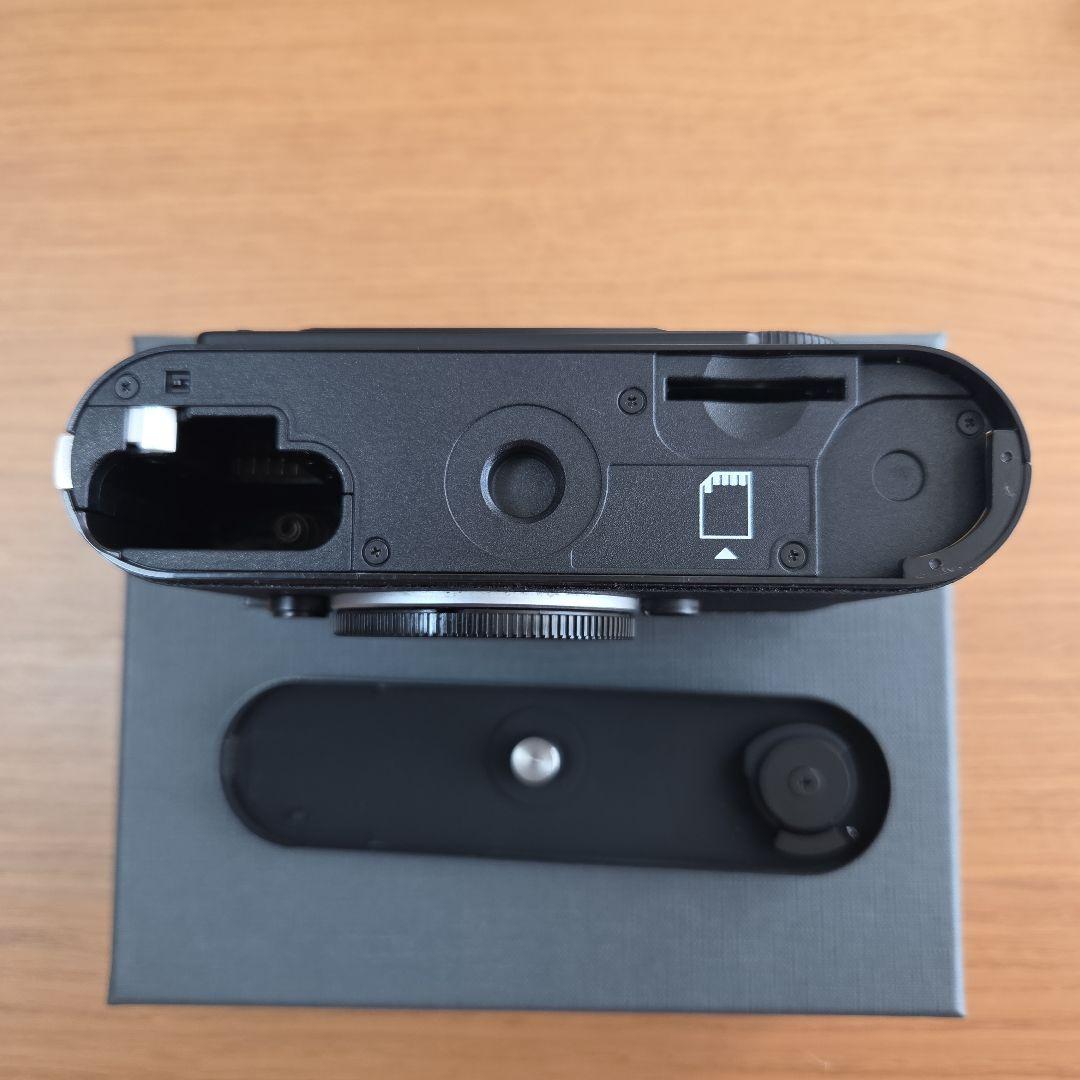 (最終値下げしました)ライカ LEICA M8 撮影枚数3963枚 革ケース付き