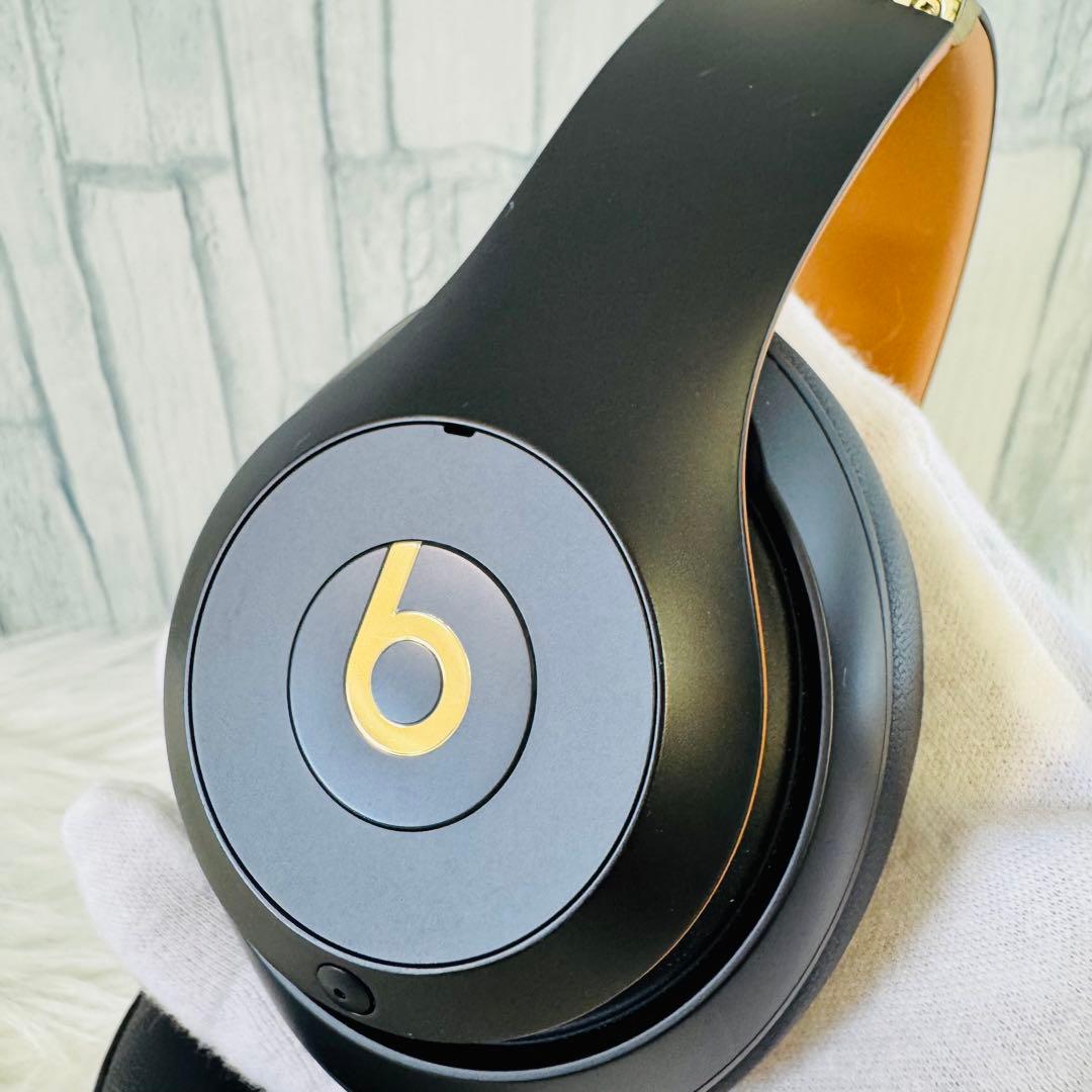 beats studio3wireless ワイヤレスヘッドホン　グレー