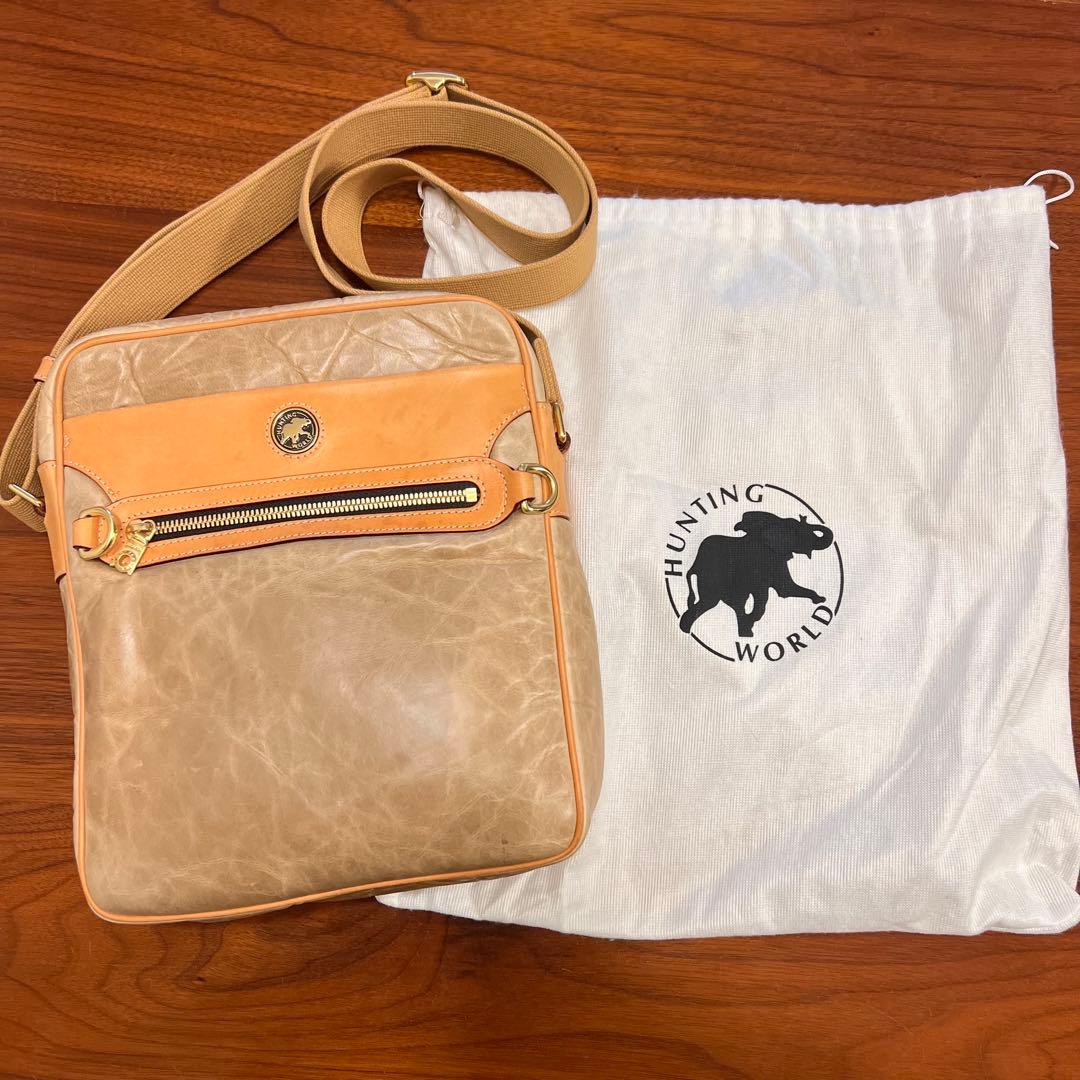 HUNTING WORLDレザー ショルダーバッグ ベージュ