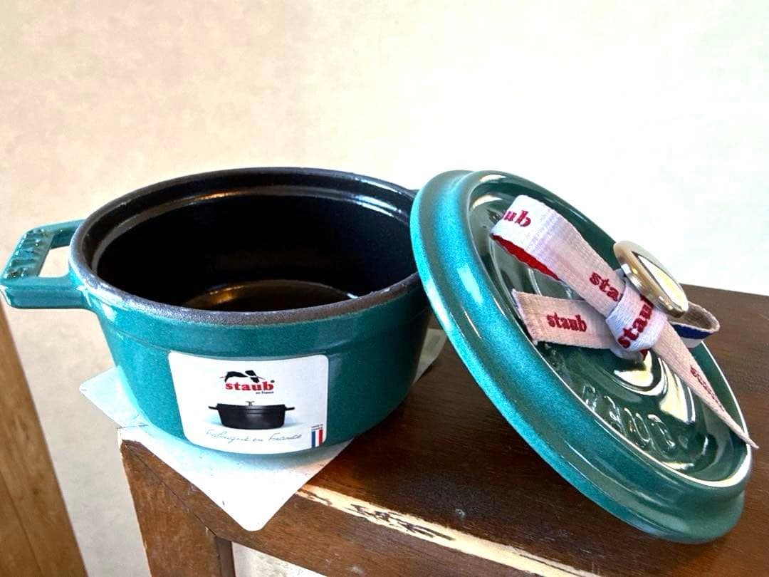 ストウブSTAUB完全限定希少廃盤色ミントココットラウンド１０ｃｍ新品生涯保証付