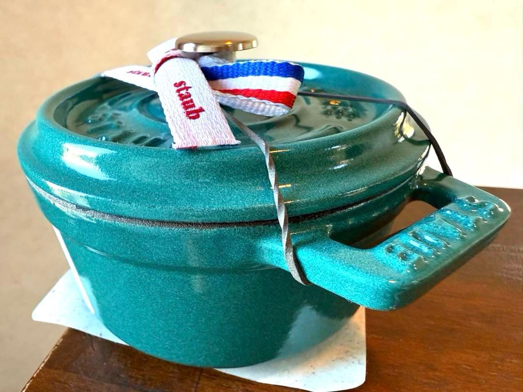 ストウブSTAUB完全限定希少廃盤色ミントココットラウンド１０ｃｍ新品生涯保証付