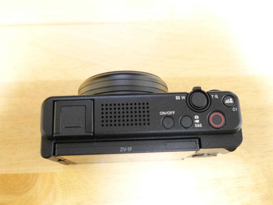 ほぼ新品　ZV-1F　備品付き！