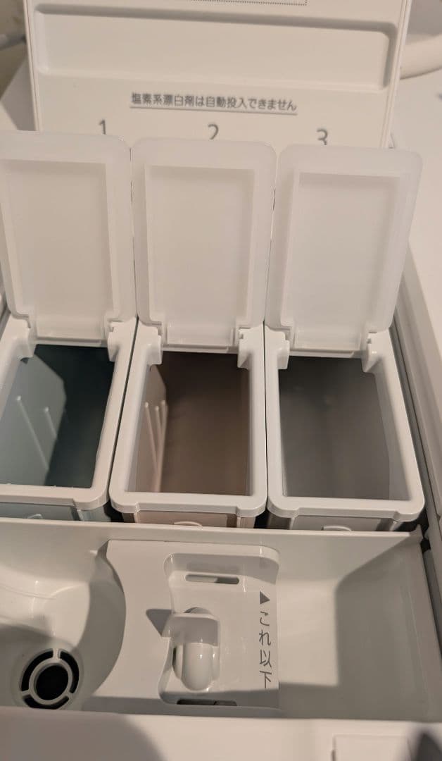 パナソニック　ドラム式洗濯乾燥機　NA-LX127DL-W 左開き　実演機④