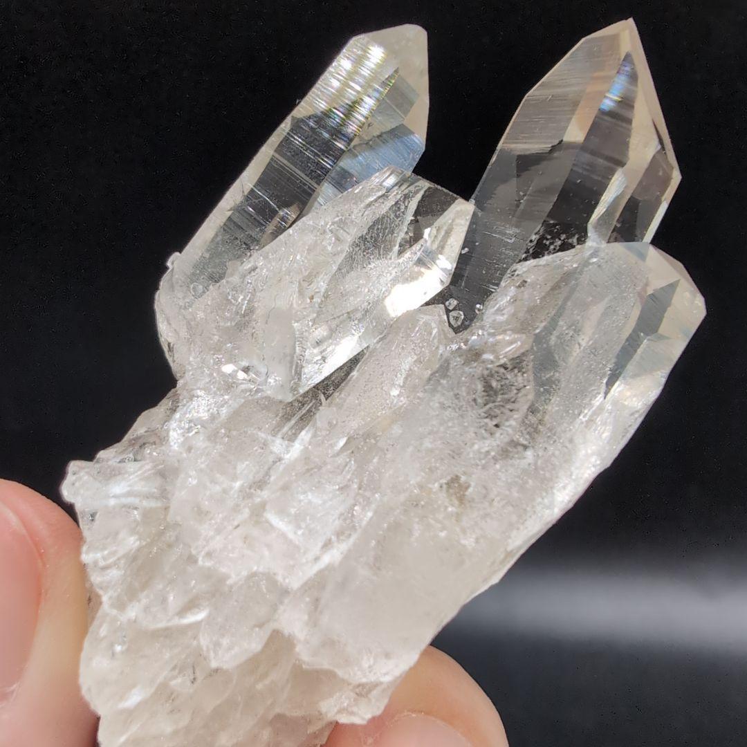 高品質 ガネッシュヒマール産　水晶　ポイント C