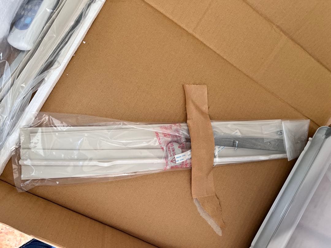 【美品】CORONA ウィンドウエアコン　頼める便可能2014年製